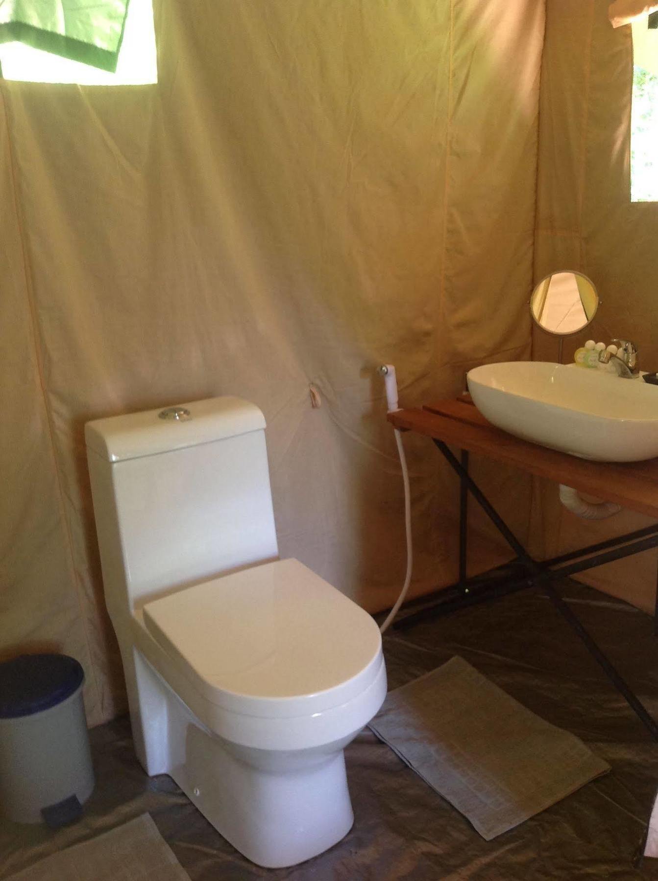 אודוואלאווה Kula Kula Luxury Camping Resort מראה חיצוני תמונה