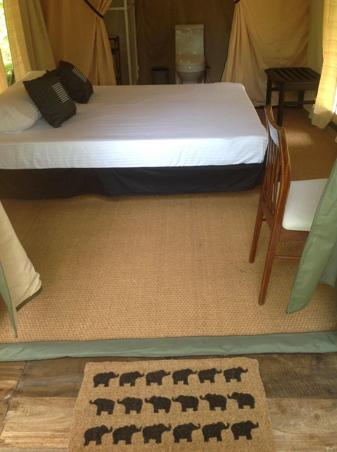 אודוואלאווה Kula Kula Luxury Camping Resort מראה חיצוני תמונה